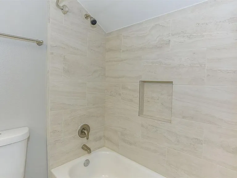 1918 Branard St — Photo 28