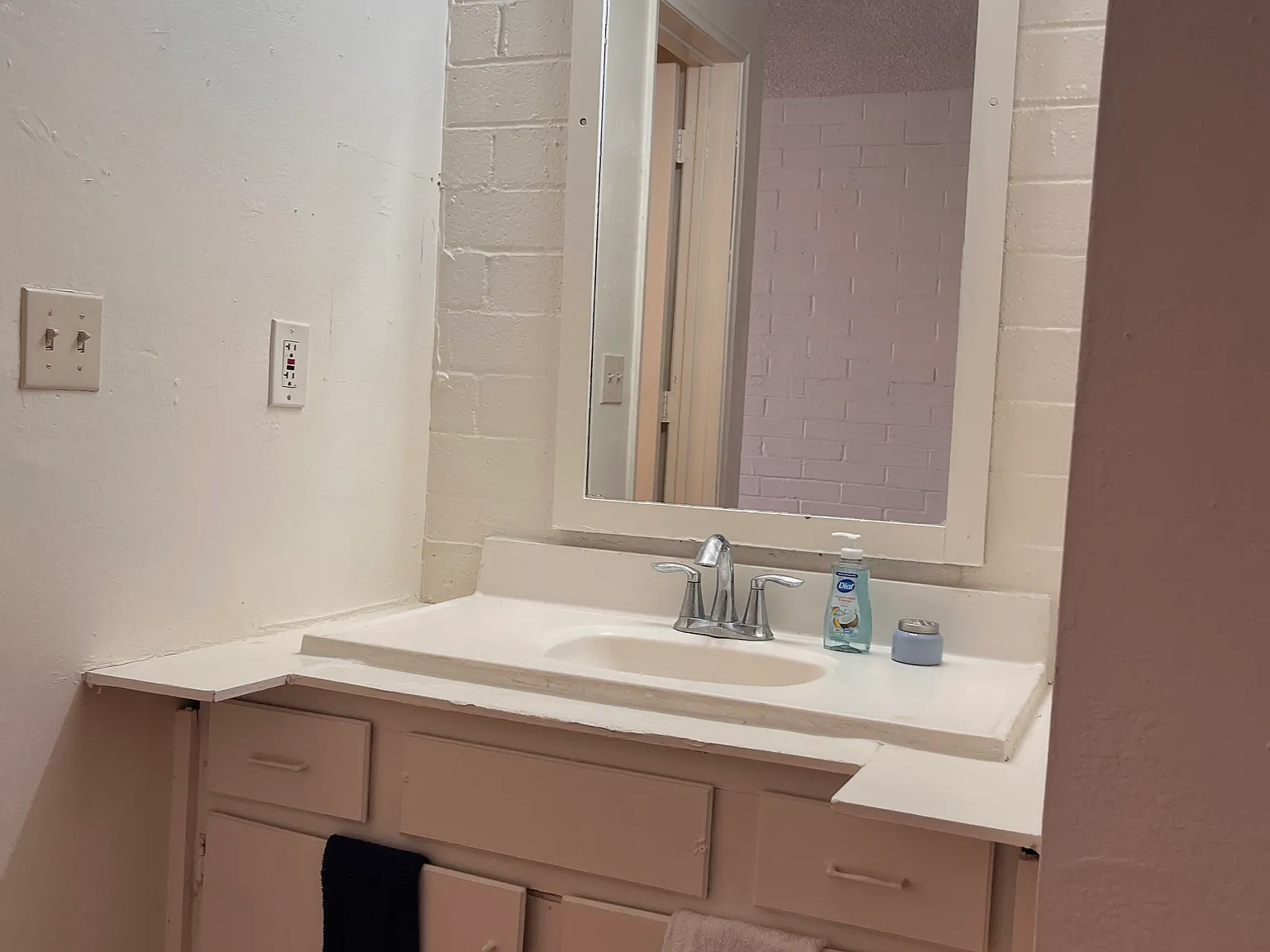 Studio, 370 sqft, $650 — Photo 4