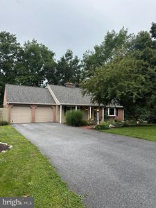 24 Brookwood Dr, Lititz, PA, 17543