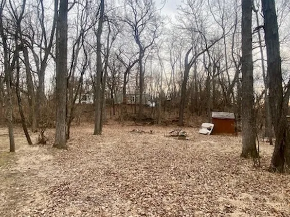 16/62 Woodhaven Dr E, Sublette, IL 61367