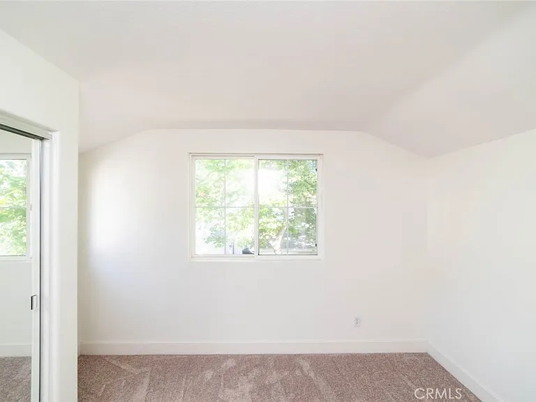 206 Garden Gate Ln — Photo 34