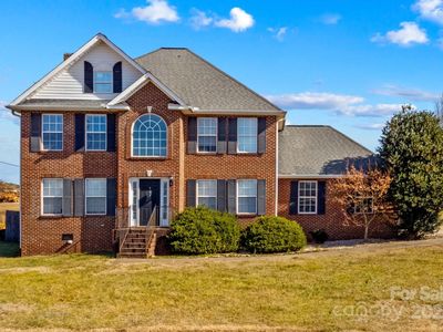 105 Secretariat Ln, Mooresville, NC, 28117