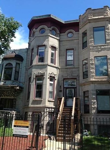 1st image of 3547 S King Dr #2