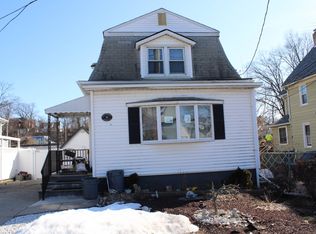 80 Windsor Rd, Staten Island, NY 10314