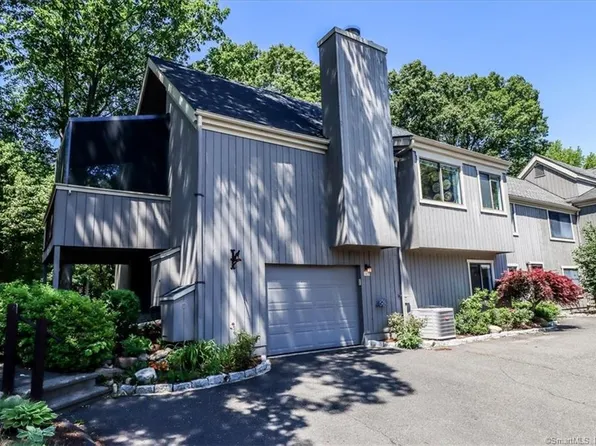 531 Narraganset Ln #A, Stratford, CT 06614