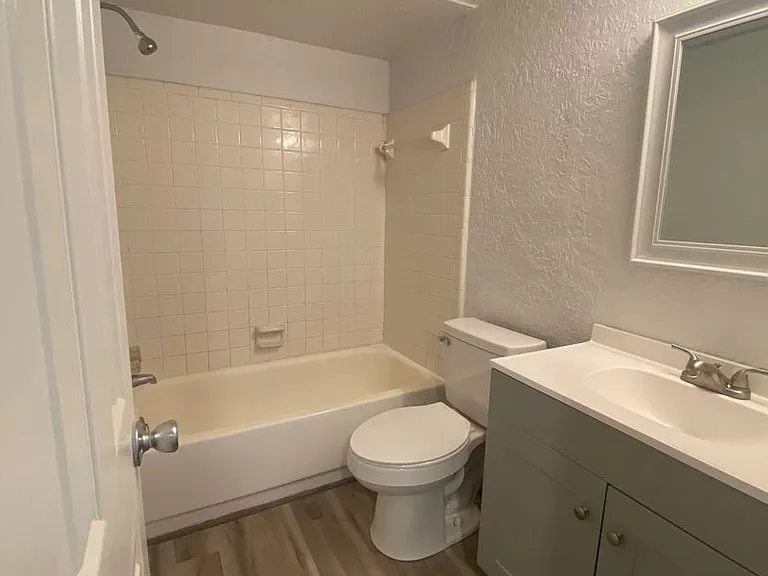 301 E Choccolocco St — Photo 7