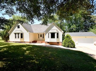 6629 Lowesville Ln, Stanley, NC 28164