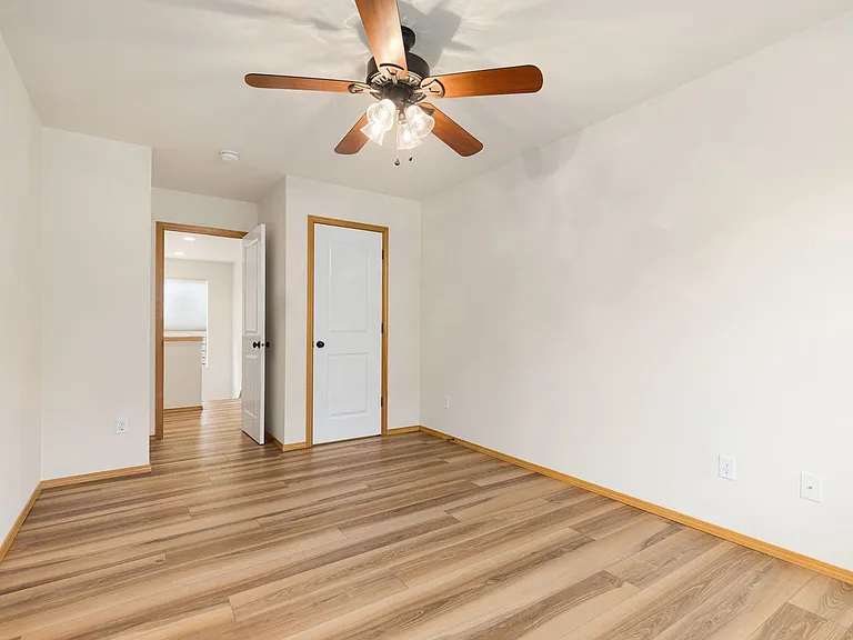 126 195th Pl SW — Photo 17