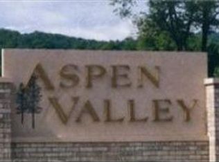 973 Aspen Valley Dr, Onalaska, WI 54650