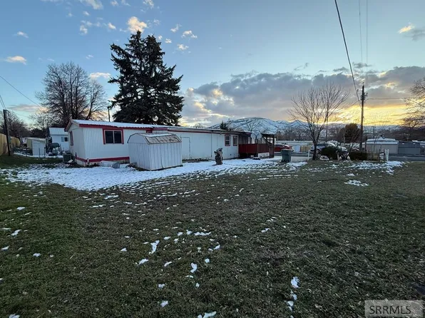 4530 S 5th Ave Trailer D8, Pocatello, ID 83204