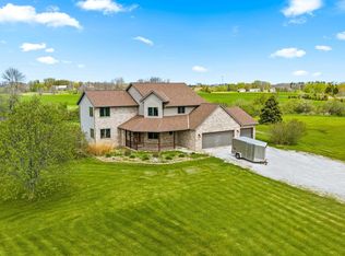 N2729 Lakeshore Rd, Kewaunee, WI 54216