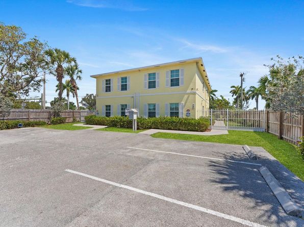 56 W 12th Street, Riviera Beach, FL 33404