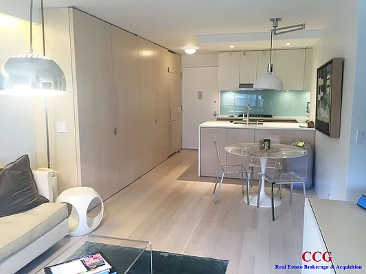 Rented by CCG Real Estate Brokerage | media 15