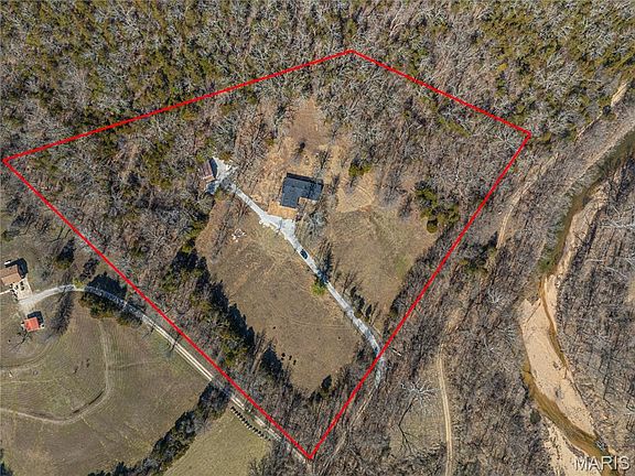 4th image of 2335 Wegmann Rd