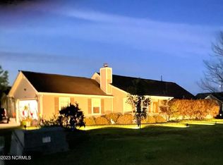 500 Sumrell Way, Hubert, NC 28539