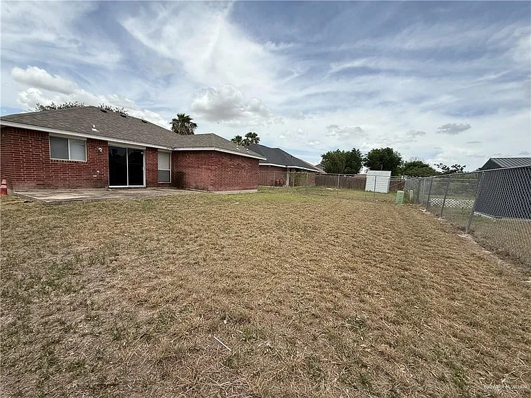 6901 S Verano St — Photo 10