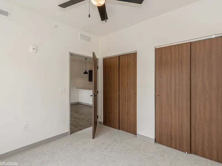 The Leo at the Hub Apartments — Photo 30