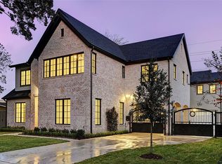 5604 Olympia Dr, Houston, TX 77056
