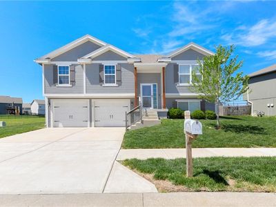 712 Samantha Ln, Belton, MO, 64012