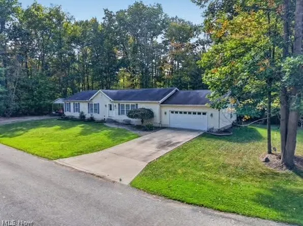 2153 Deer Run, Rock Creek, OH 44084