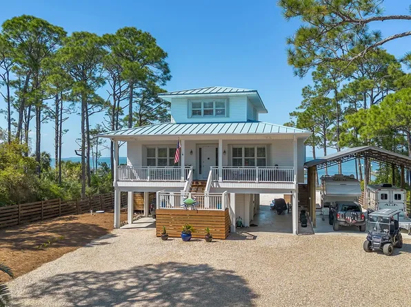 1235 Watkins Cv, Eastpoint, FL 32328