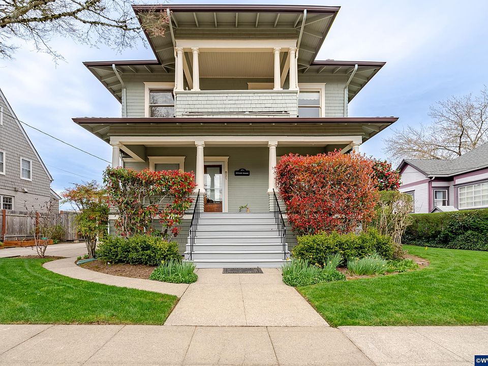 1st image of 821 6th Ave SW