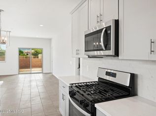 14 N Spring Flower Dr, Tucson, AZ 85748