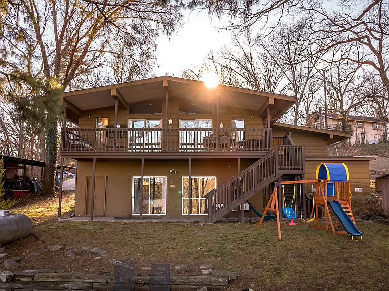 63 Hope Dr — Photo 21