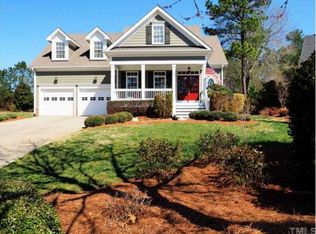 105 Gablewood Ln, Holly Springs, NC 27540