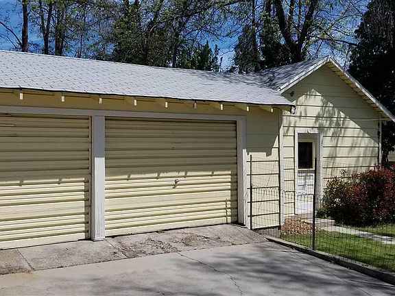 4th image of 626 W Miner St