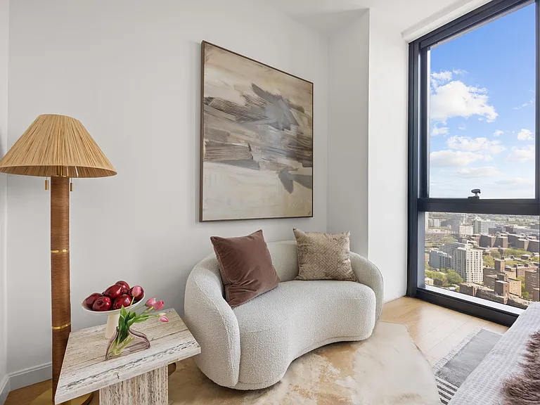 55 Fleet St #47E — Photo 3