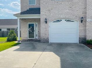 2016 Leighton Dr #A, Greenville, NC 27834