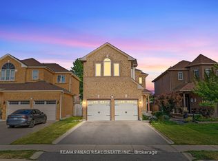 17 Bushberry Rd, Brampton, ON L7A1K4