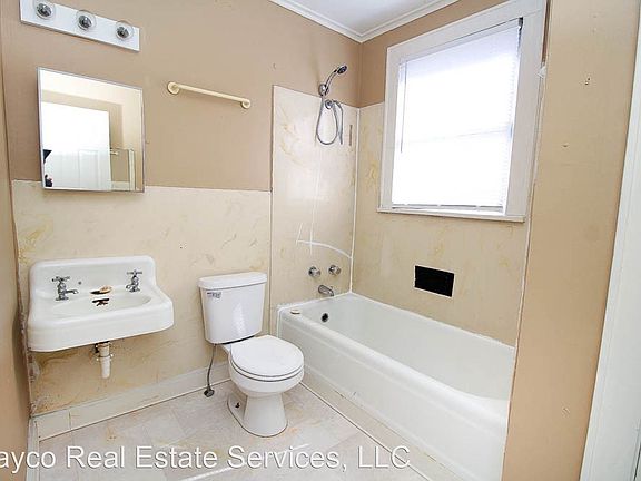 4th image of 651 Kirby Pl