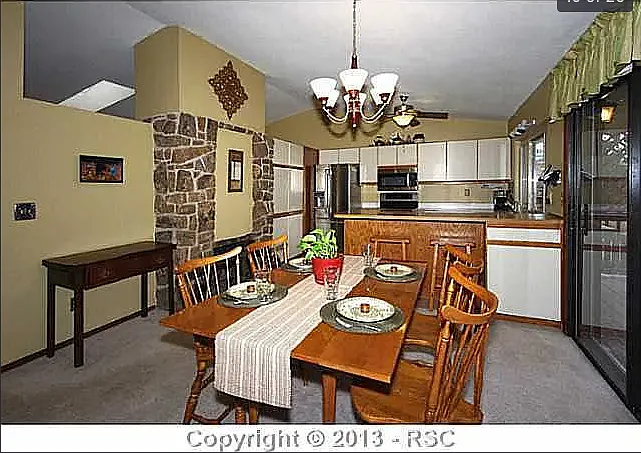 3819 S Midsummer Ln — Photo 7