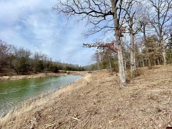 8 Foster Dr, Midway, AR 72651