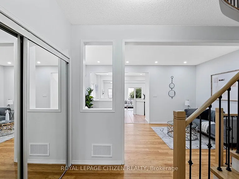 16 Marjoram Dr #MAIN — Photo 6