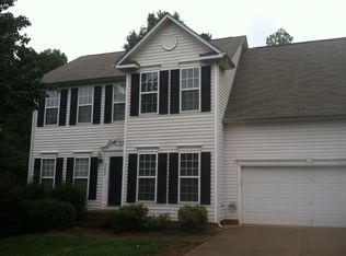 11941 Harmon Ln, Pineville, NC 28134