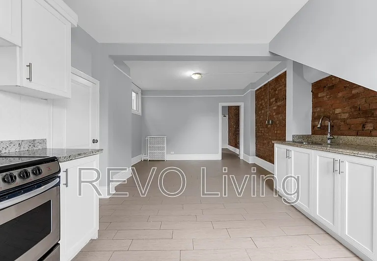 477 King St E #463 — Photo 2