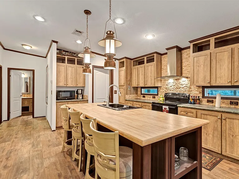 271 Shoreline Dr — Photo 8