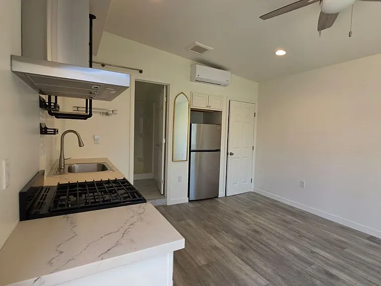 1319 Thermal Ave — Photo 40