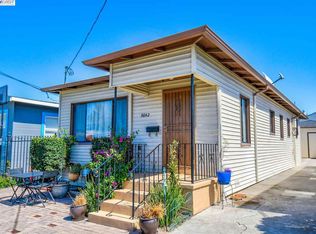 9842 Olive St, Oakland, CA 94603
