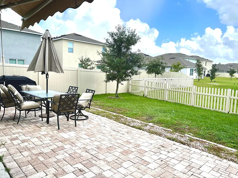 3211 Surfbird St — Photo 6