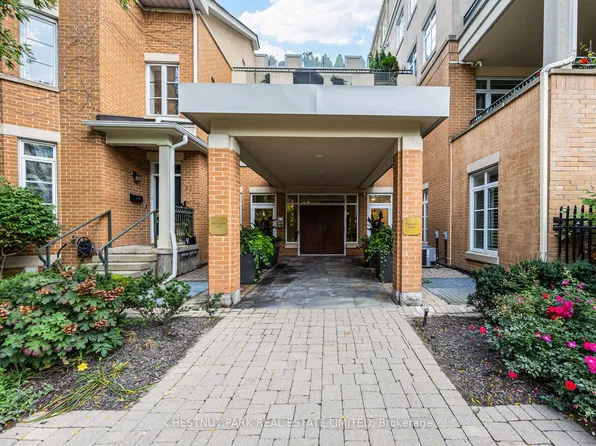 21 Shaftesbury Ave Unit 103, Toronto, ON M4T 3B4