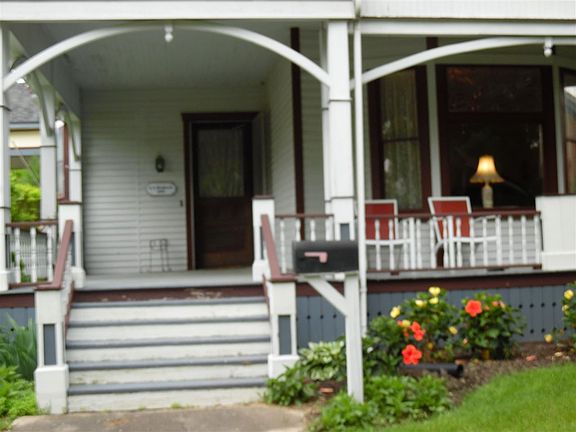 3rd image of 308 W High St
