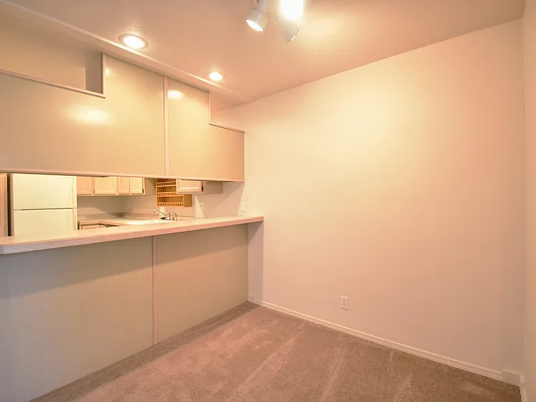 57 E Ranch Dr — Photo 4