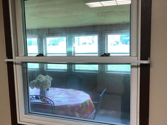 window to season room