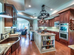 10332 Crown Ranch Blvd, Montgomery, TX 77316