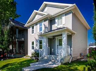 89 McKenzie Towne Dr SE, Calgary, AB T2Z 3Y6