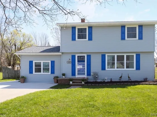 771 E High St, Lockport, NY 14094